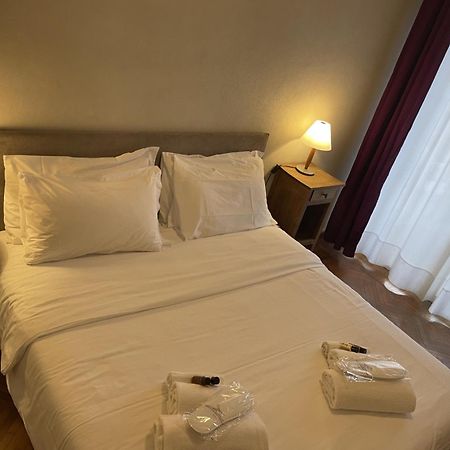 Hotel Broglia Sirmione Bagian luar foto