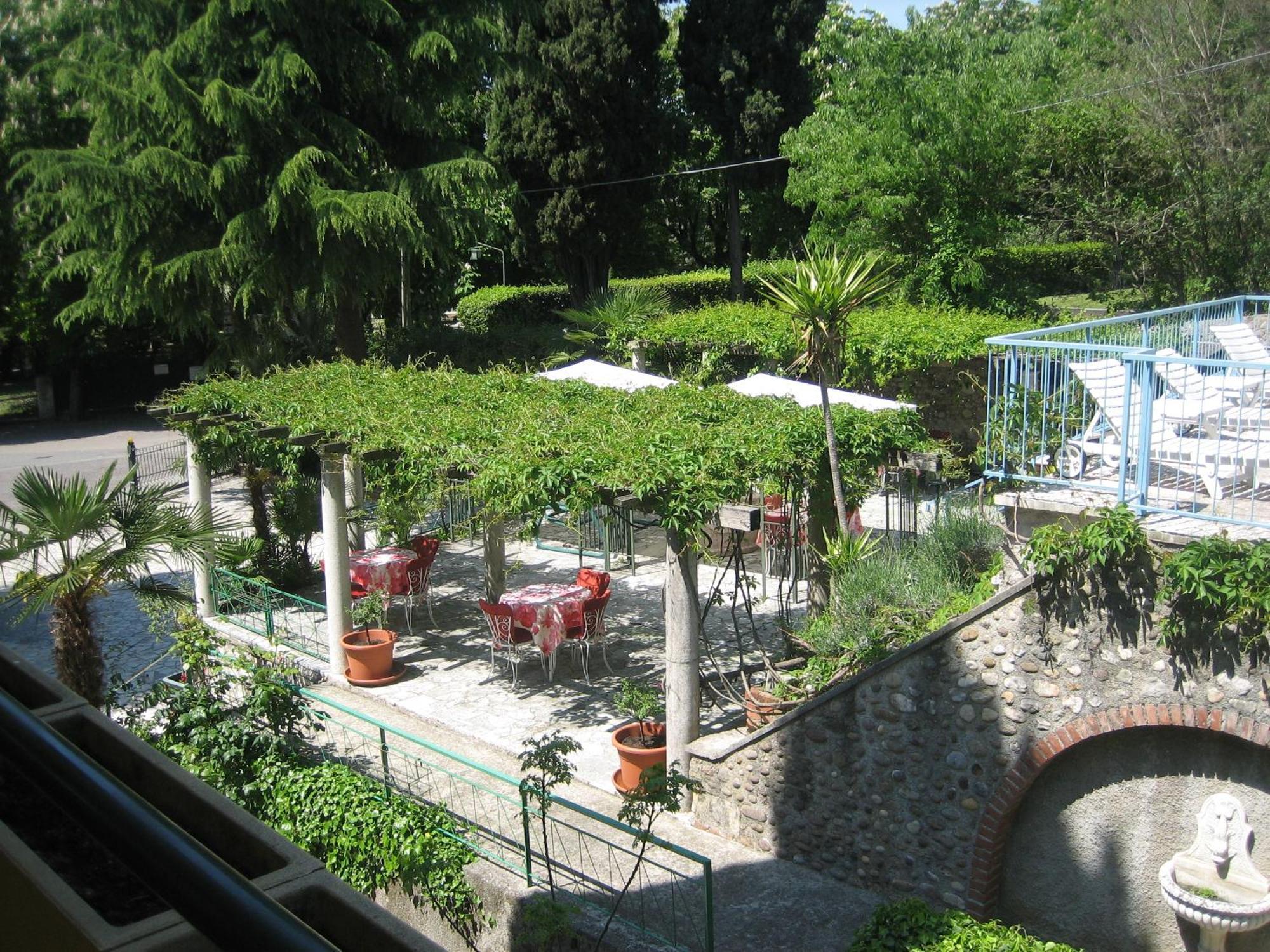 Hotel Broglia Sirmione Bagian luar foto