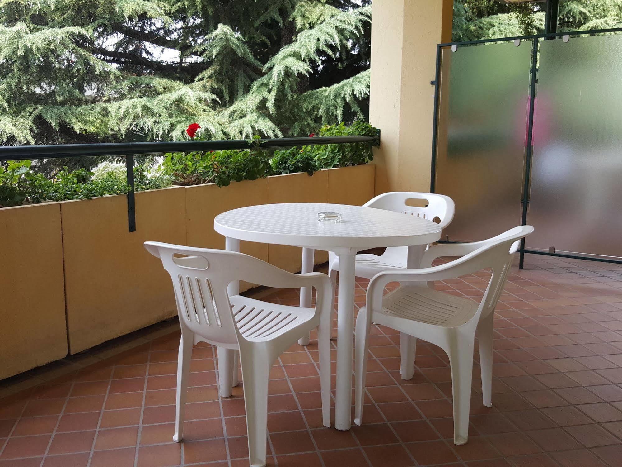 Hotel Broglia Sirmione Bagian luar foto